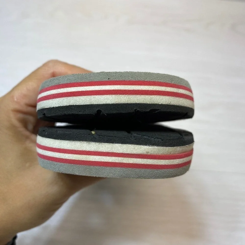 Oakley Mens Size 10 Flip Flop Sandals Sport Thong Gray White Foam Surf Shoe